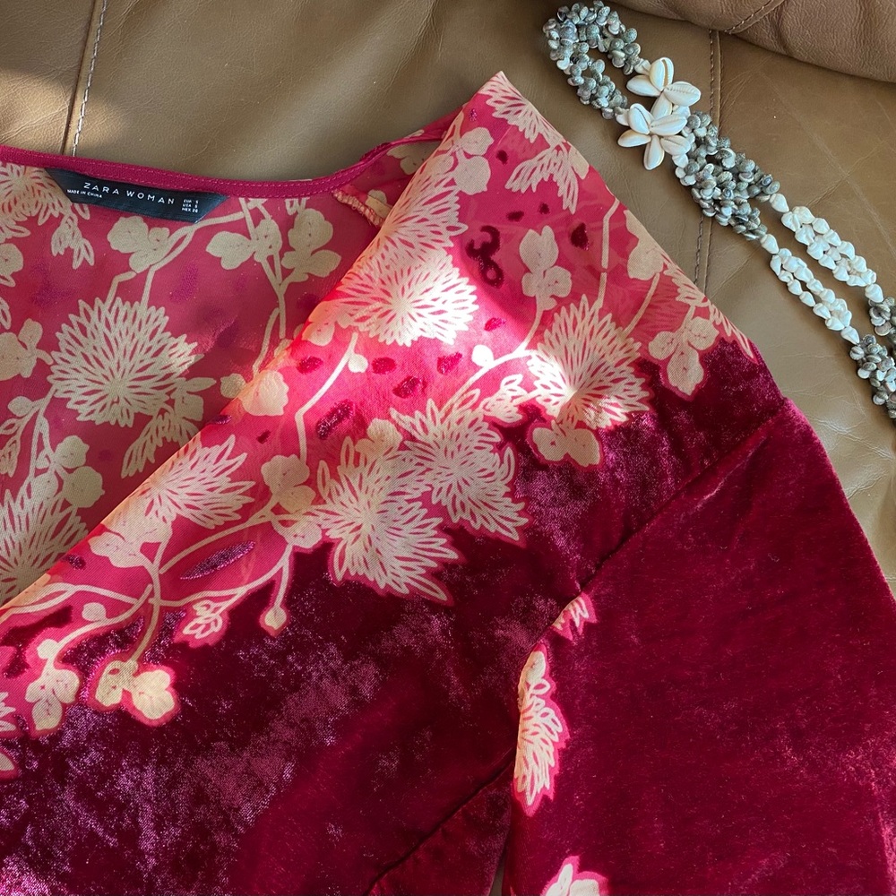 Beautiful lightweight wrap top bohemian vibe like new - Picture 7 of 10
